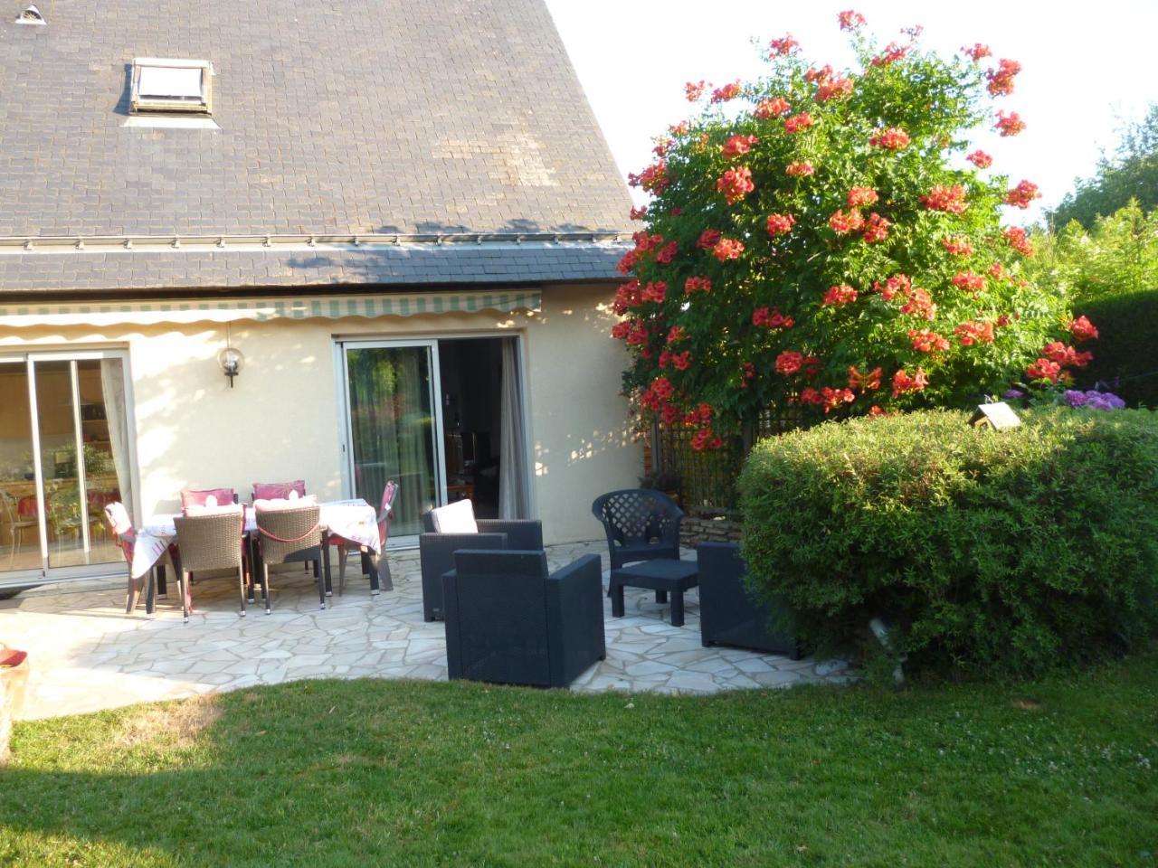 Chez Bernard Et Nicole Bed & Breakfast Betton Luaran gambar